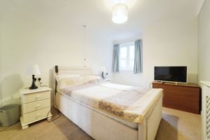 BEDROOM- click for photo gallery